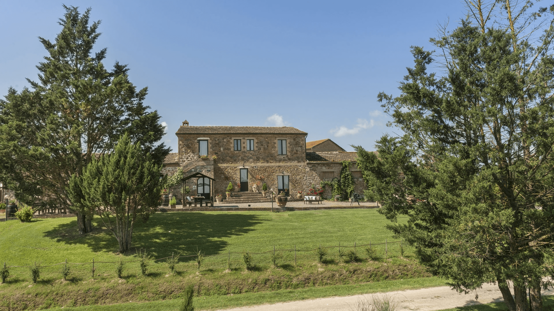 Immagine cantina Picnic tra le vigne Biologiche del Brunello di Montalcino 