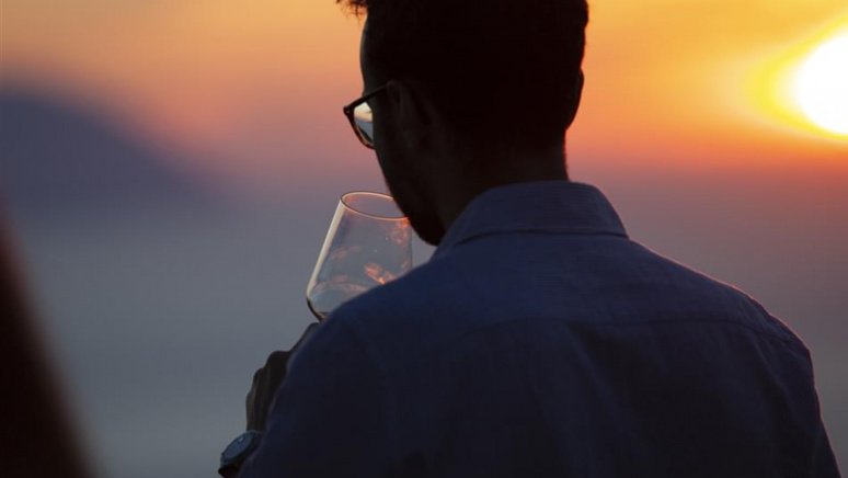 Immagine visita PICNIC IN THE VINEYARD AT SUNSET